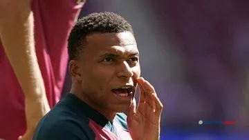 Kylian Mbappe Diboikot Brand China, Kemlu China Buka Suara