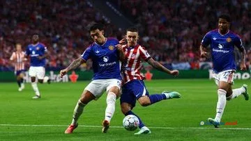 Rooney Kritik Lisandro Martinez: Ancaman Bagi Ruang Ganti MU