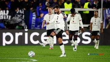 Manchester United Terpuruk: Kalah 1-4 dari Como, Tanpa Kemenangan di 7 Laga