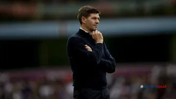 Legenda Liverpool Steven Gerrard Tuntut Hukuman Berat untuk Man City